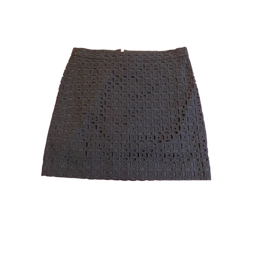 J.Crew women’s eyelet navy blue lace miniskirt size 2 